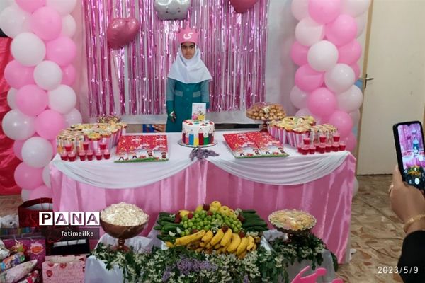 جشن الفبا روز به‌یاد ماندنی برای کلاس اولی‌های دبستان حضرت صدیقه کبری ( س) شهرستان فیروزکوه