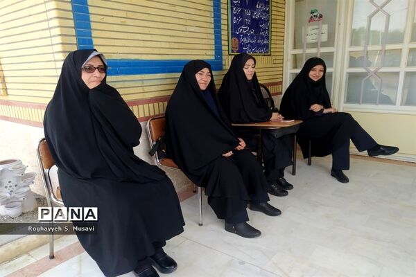 مرحله استانی مسابقات قرآن کریم دختران دانش‌آموز قم در شهر دستجرد