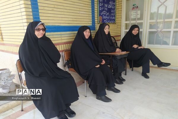 مرحله استانی مسابقات قرآن کریم دختران دانش‌آموز قم در شهر دستجرد