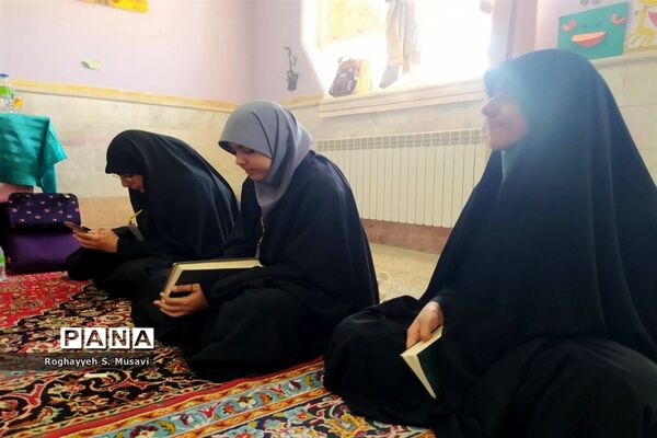 مرحله استانی مسابقات قرآن کریم دختران دانش‌آموز قم در شهر دستجرد