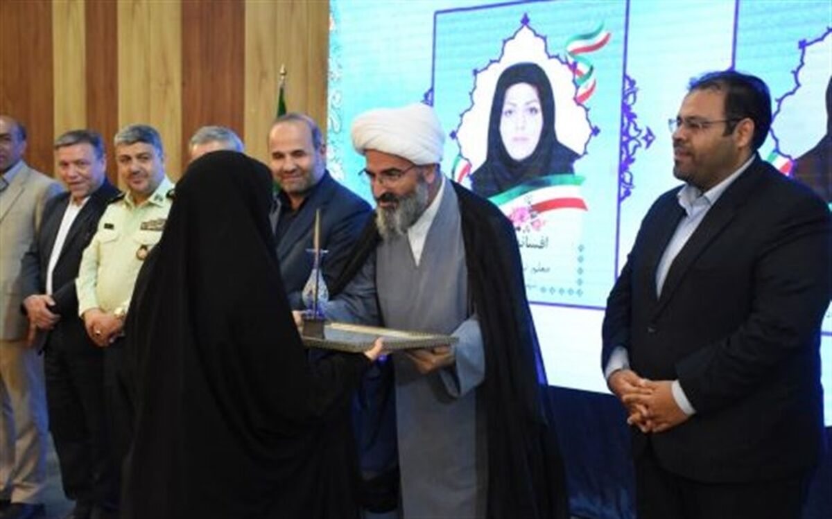 رفع دغدغه فرهنگیان مورد توجه باشد