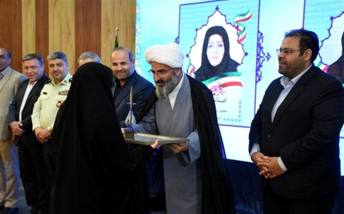 رفع دغدغه فرهنگیان مورد توجه باشد