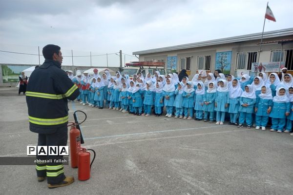 برگزاری مانور زلزله در روستای مهدیرجه گلوگاه
