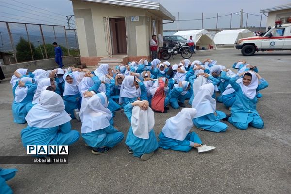 برگزاری مانور زلزله در روستای مهدیرجه گلوگاه