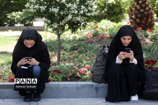 اعضای هیأت دولت در جمع خبرنگاران- ۲۰ اردیبهشت