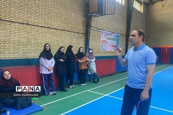 دوره توانمند‌سازی رشته طناب‌زنی برای دبیران ورزش ناحیه یک ری