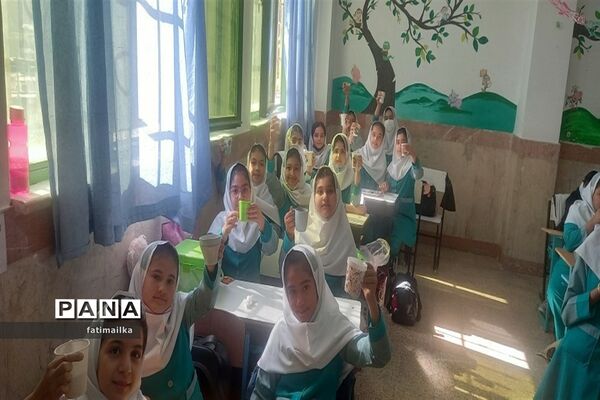 اردوی شاد درون‌مدرسه‌ای در دبستان دخترانه پروین اعتصامی شهرستان فیروزکوه