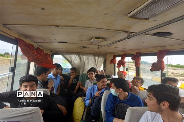 اردوی دانش‌آموزان دبیرستان پسرانه نمونه آیت‌الله خامنه‌ای کاشمر