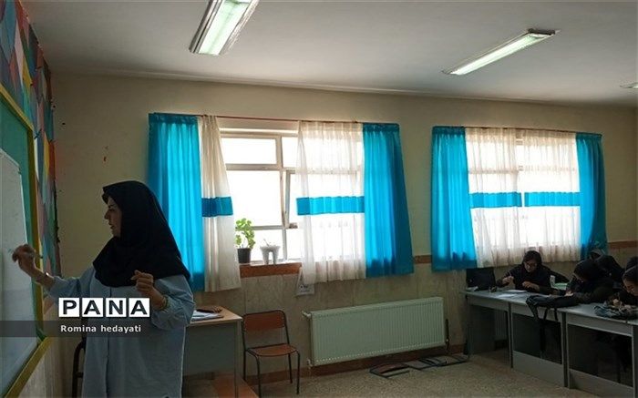 روایتی از عشق به شغل معلمی از یک‌معلم بازنشسته/فیلم