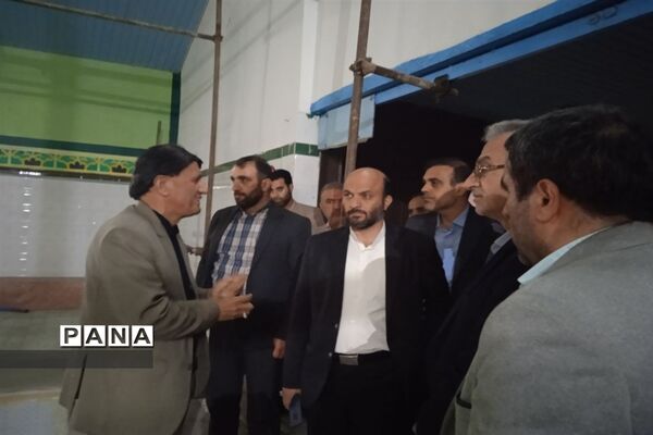بازدید سرزده رئیس سازمان نوسازی و تجهیز مدارس کشور از کانون فرهنگی تربیتی محمودآباد