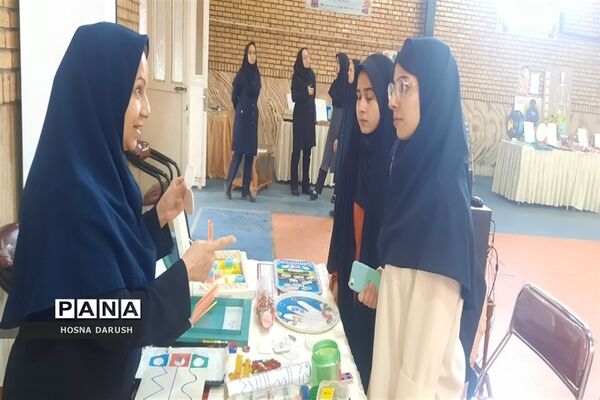 جشنواره دست‌سازهای مدارس استثنایی استان خراسان رضوی