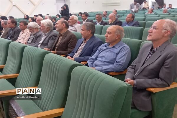 مراسم «باغبان گل‌هاباش» در کاشمر