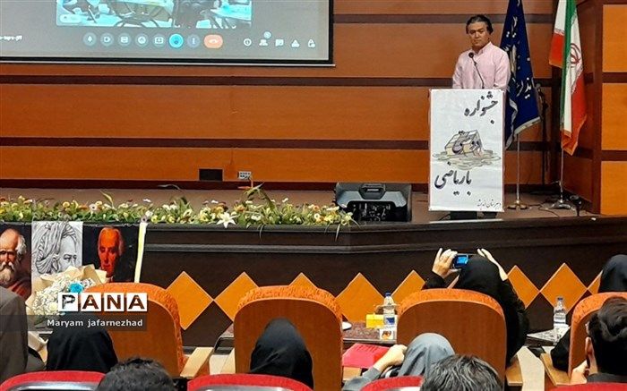 آموختن علم ریاضیات، در داشتن تفکر صحیح بسیار موثر است 