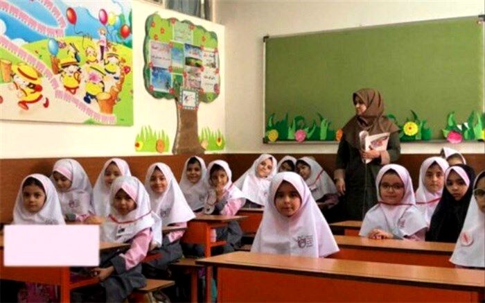 نظارت جدی بر حقوق معلمان مدارس غیردولتی خواهیم داشت