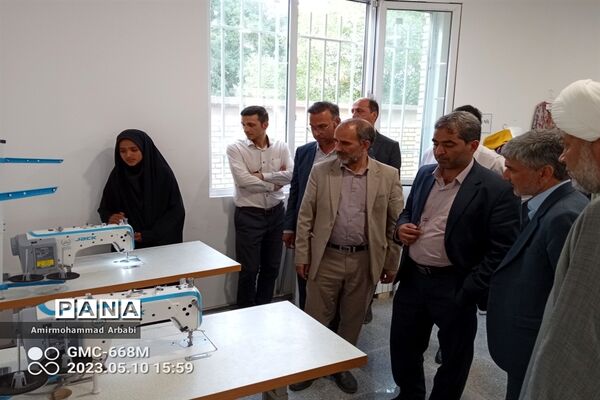بازدید معاون آموزش متوسطه اداره‌کل آموزش و پرورش خراسان رضوی از مدارس  متوسطه مهمانشهر تربت جام