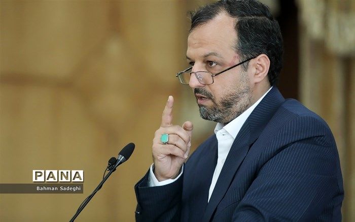 وزیر اقتصاد وارد جده شد