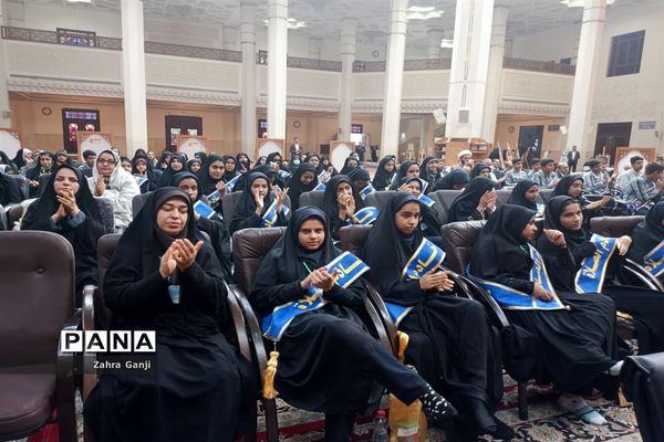 برگزاری اجلاسیه سراسری نماز دانش‌آموزی در شیراز