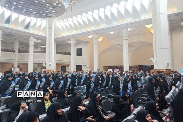برگزاری اجلاسیه سراسری نماز دانش‌آموزی در شیراز