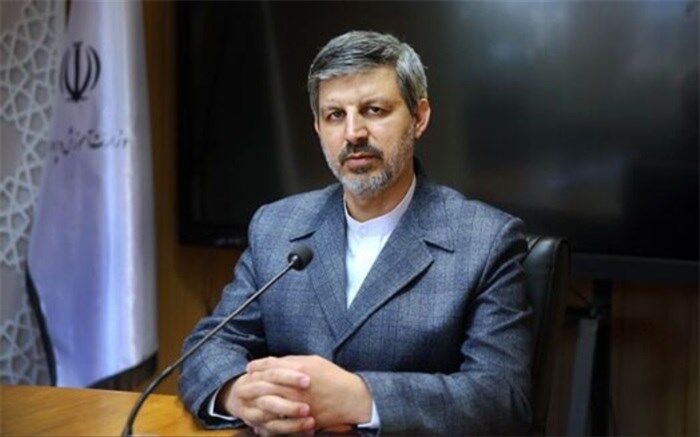 رونمایی از کتاب «دلنوشته‌های فرشته‌ها» در اجلاس نماز دانش‌آموزی