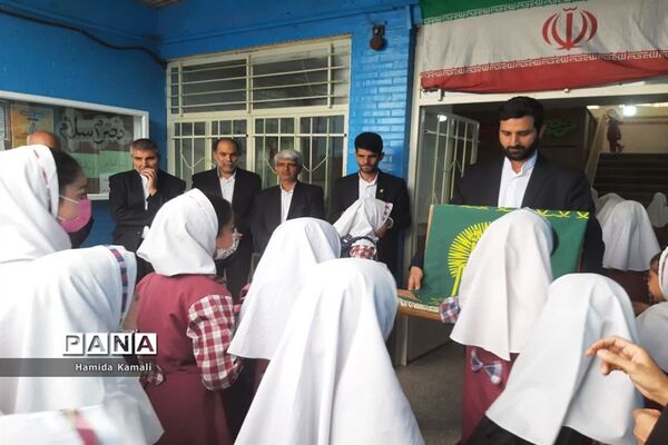 برپایی صبحگاه رضوی در دبستان سوم شعبان ناحیه یک یزد
