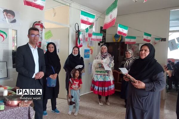 اختتامیه طرح جابربن حیان در دبستان امام حسن مجتبی(ع) رودهن