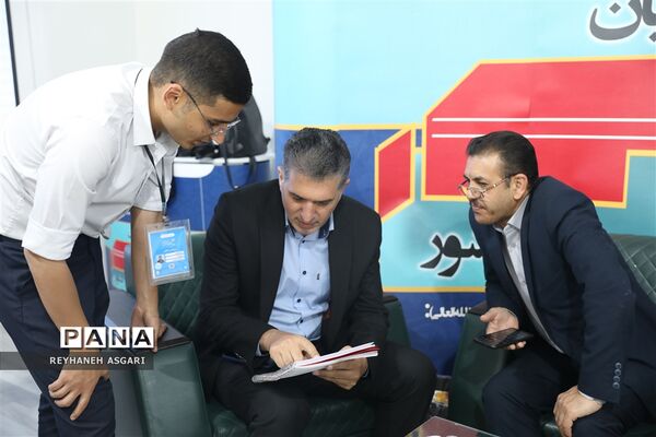 غرفه دانشگاه فرهنگیان در سی و چهارمین دوره نمایشگاه بین‌المللی کتاب تهران