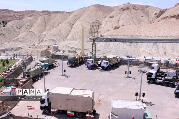 آماده‌سازی نمایشگاه دستاوردهای هوافضا برای بازدید گروه‌های دانش‌آموزی استان قم