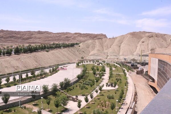 آماده‌سازی نمایشگاه دستاوردهای هوافضا برای بازدید گروه‌های دانش‌آموزی استان قم