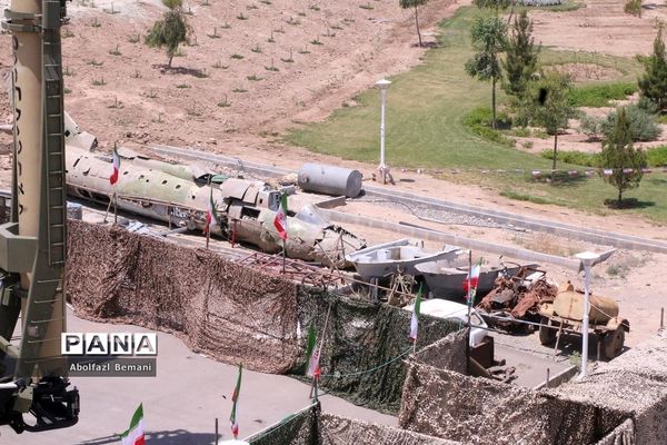 آماده‌سازی نمایشگاه دستاوردهای هوافضا برای بازدید گروه‌های دانش‌آموزی استان قم