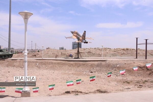 آماده‌سازی نمایشگاه دستاوردهای هوافضا برای بازدید گروه‌های دانش‌آموزی استان قم