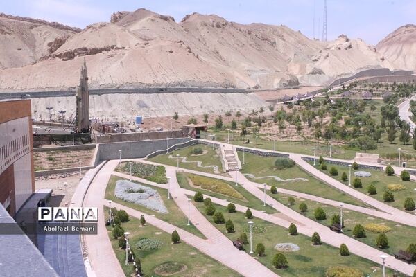 آماده‌سازی نمایشگاه دستاوردهای هوافضا برای بازدید گروه‌های دانش‌آموزی استان قم