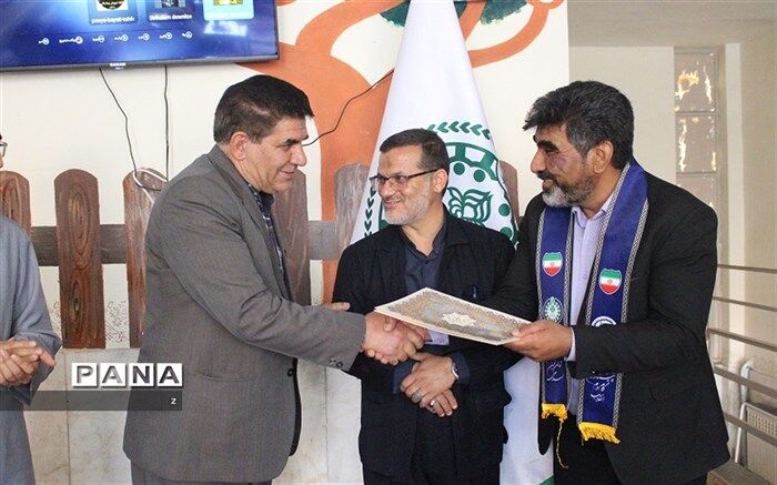سازمان دانش آموزی سکوی موفقیت دانش آموزان است