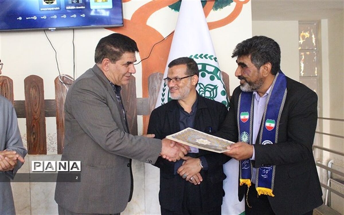 سازمان دانش آموزی سکوی موفقیت دانش آموزان است
