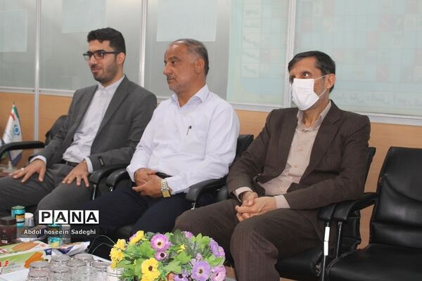 بازدید معاون نهضت سواد‌آموزی آموزش و پرورش استان بوشهر از سازمان دانش‌آموزی استان