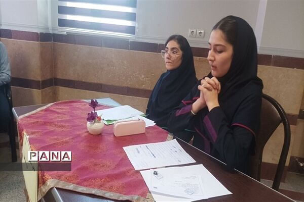 نهمین جشنواره نوجوان خوارزمی با محور مناظره علمی در دبیرستان ناحیه 3 کرج
