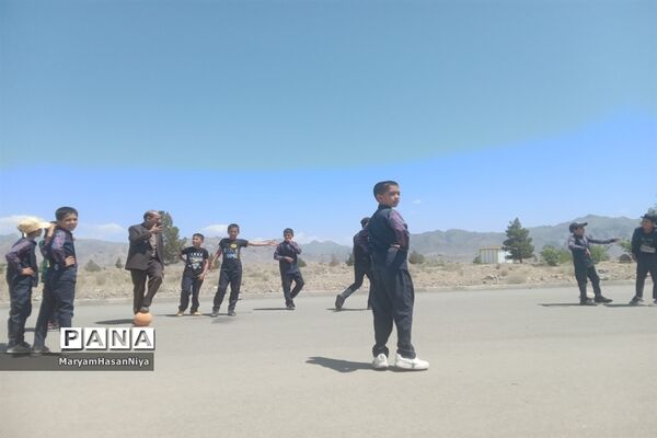 اردوی برون‌مدرسه‌ای دبستان مرحومه صغری عبداللهیان کاریزک خلیل‌آباد