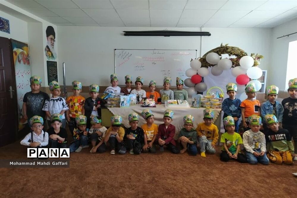 جشن الفبا در دبستان شهید آیت اسلامشهر