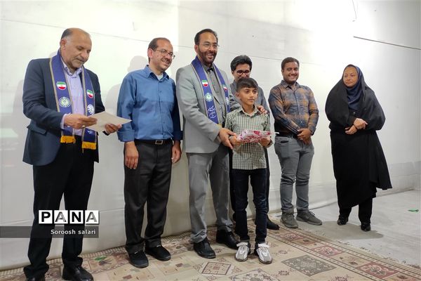 تقدیر از داوران و دانش آموزان برتر المپیاد رویش (بازی های فکری) سازمان دانش آموزی داراب