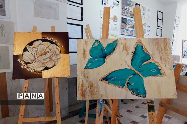 نمایشگاه کار آفرینی در هنرستان شهید حقیقی