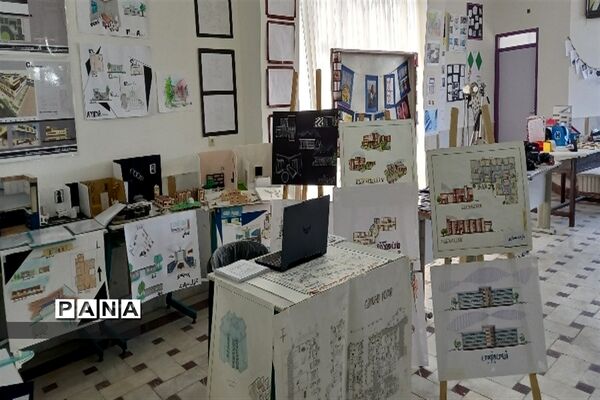 نمایشگاه کار آفرینی در هنرستان شهید حقیقی