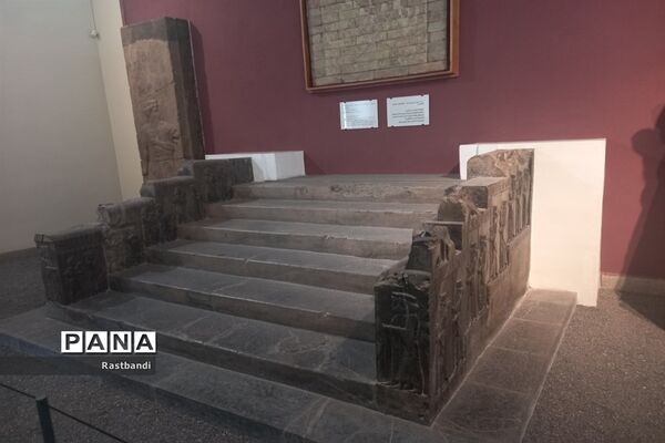 بازدید دانش‌آموزان دبیرستان عرفان منطقه ۱۳ از موزه ملی ایران