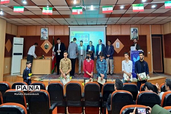 تقدیر از پژوهشگران شهرستان پاکدشت