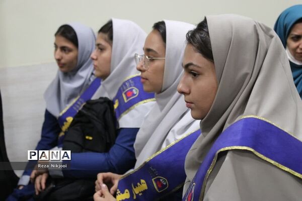 همایش همیاران مشاوره مدارس ناحیه یک بهارستان