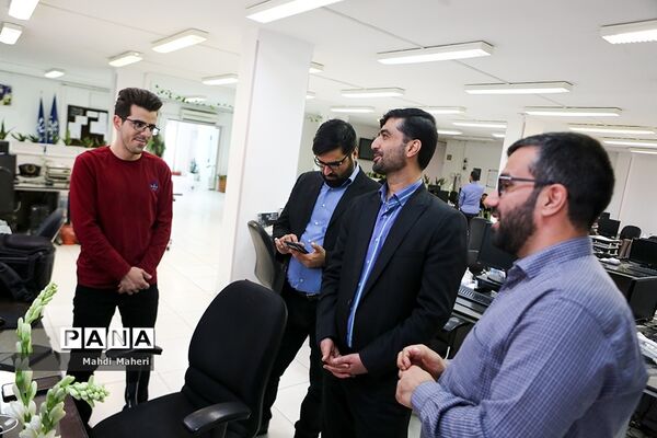 حضور رئیس سازمان بسیج رسانه در خبرگزاری پانا