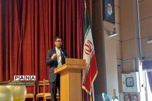 برگزاری همایش تقدیر از برگزیدگان جشنواره‌های  فرهنگی و هنری