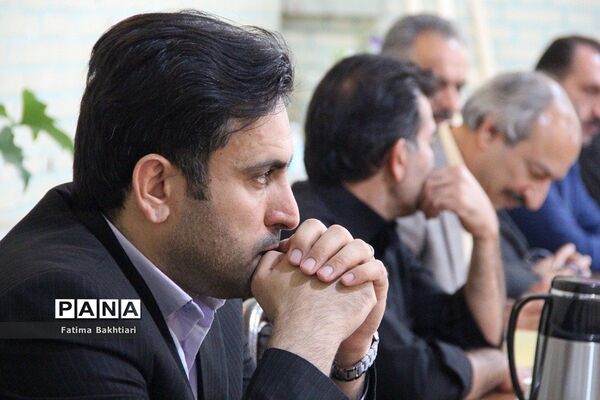 جلسه هم‌اندیشی مدیران مدارس نمونه‌دولتی شهرستان‌های استان تهران در ناحیه یک شهرری