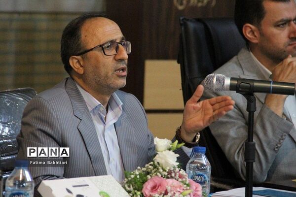 جلسه هم‌اندیشی مدیران مدارس نمونه‌دولتی شهرستان‌های استان تهران در ناحیه یک شهرری