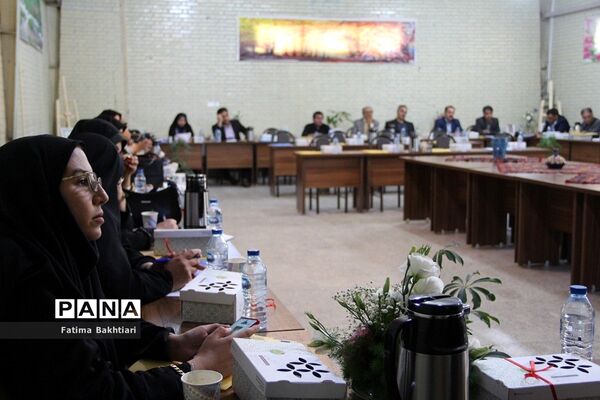 جلسه هم‌اندیشی مدیران مدارس نمونه‌دولتی شهرستان‌های استان تهران در ناحیه یک شهرری