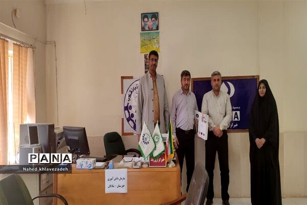 تقدیر از مسئول و کارشناسان سازمان دانش‌آموزی شهرستان شادگان