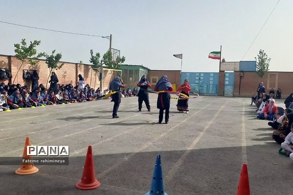 اختتامیه المپیاد ورزشی درون مدرسه‌ای در مدرسه حضرت خدیجه(س) رودهن